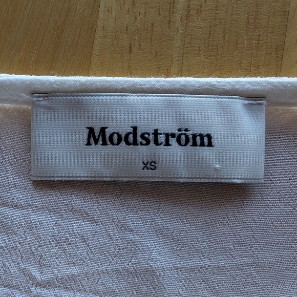 Modstrom Women's White Blouse - Picture 6 of 7